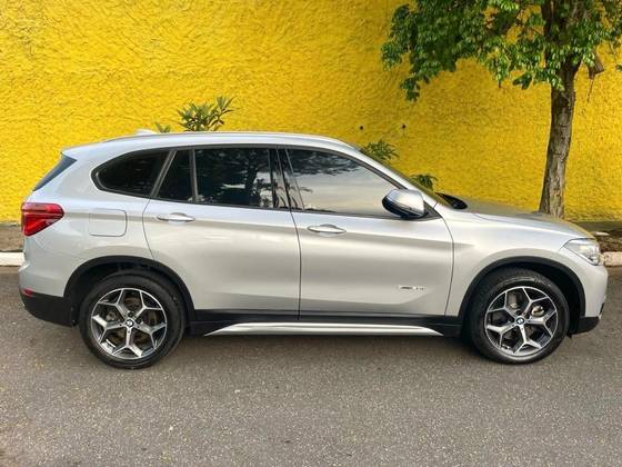 BMW X1 2.0 16V TURBO ACTIVEFLEX SDRIVE20I 4P AUTOMÁTICO